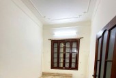 Cho thuê nhà làm VP, CHDV, Home Stay Phố Đội Cấn, B,Đình, 2 tầng, 52m2, 3PN, 2 WC, 13 Tr